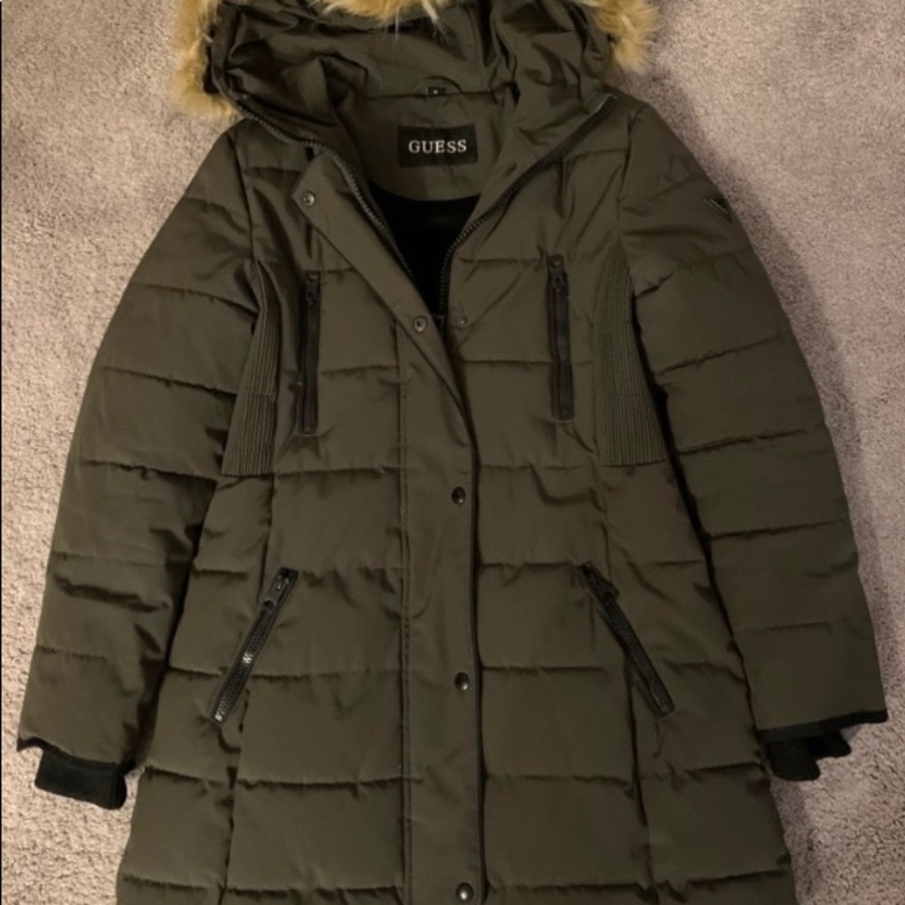 Guess Women’s Winter Coat Medium